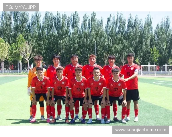 株洲队足球奋勇拼搏展现城市精神凝聚力量共谱绿茵辉煌篇章