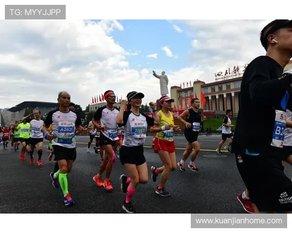 杭州飞盘队在马拉松大满贯积分榜中以66分稳居第一名引发关注