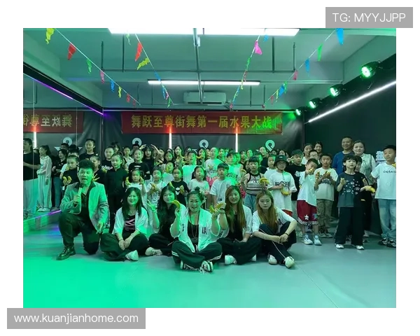 重庆街舞队的风格变迁与文化融合探讨