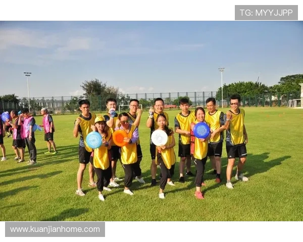 重庆飞盘队在极限运动嘉年华中的精彩表现与节奏分析